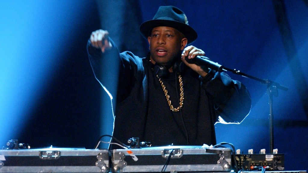 DJ Premier Spins Up  Record Store Fueled By Love For Vinyl