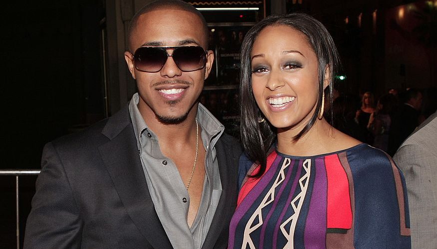 Actor/singer Marques Houston (L) and actress Tia Mowry pose at the premiere of "Somebody Help Me" at the Chinese Theatre on October 25, 2007 in Los Angeles, California.