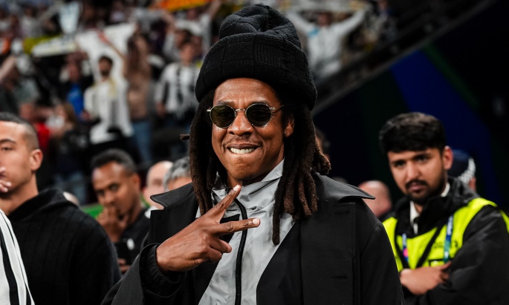 Jay-Z’s Legendary 40/40 Club To Make Grand Return For Fanatics Fest