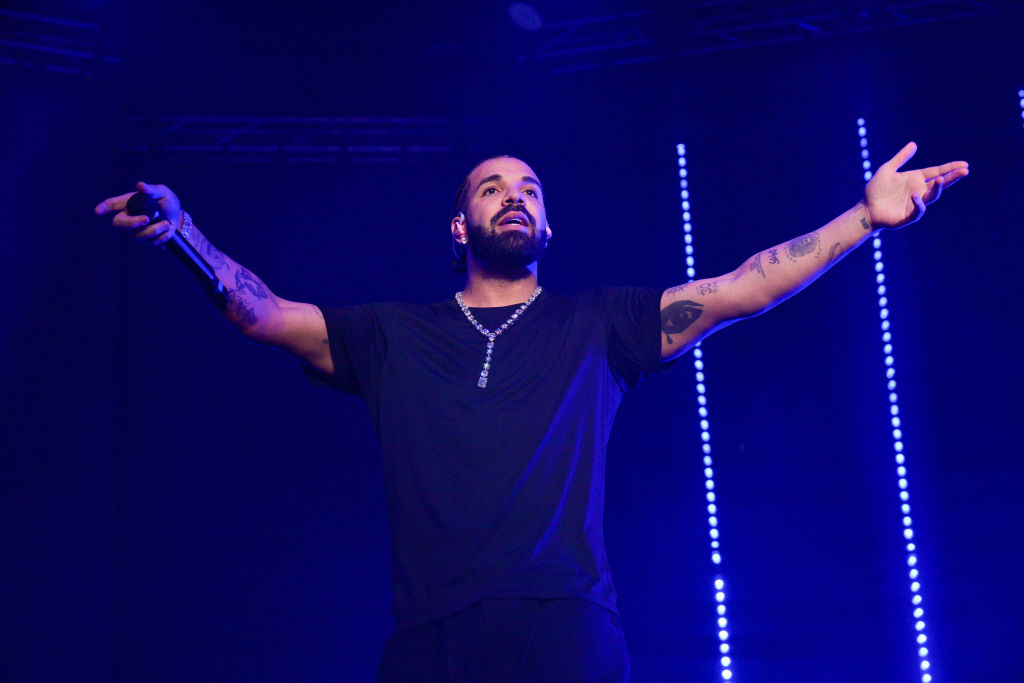 Drake Could Take World Cup Stage, FIFA President Suggests