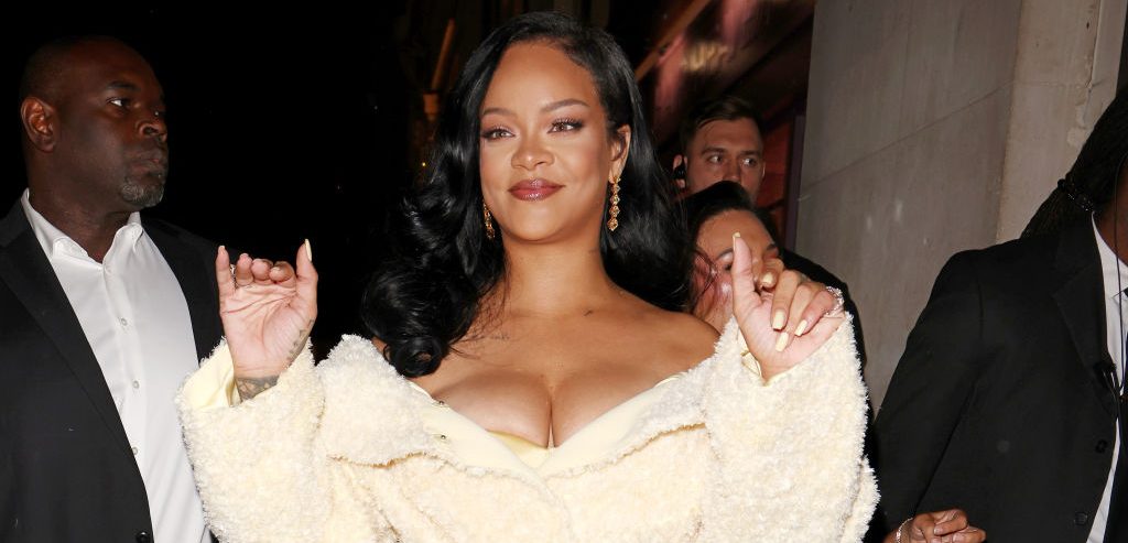 Rihanna Models New Savage x Fenty Lace Collection, Fans Go Crazy
