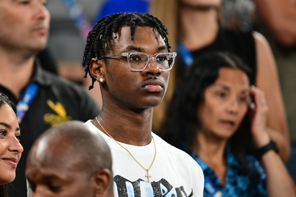 LeBron James’ Son Bryce  James Commits To Arizona Wildcats