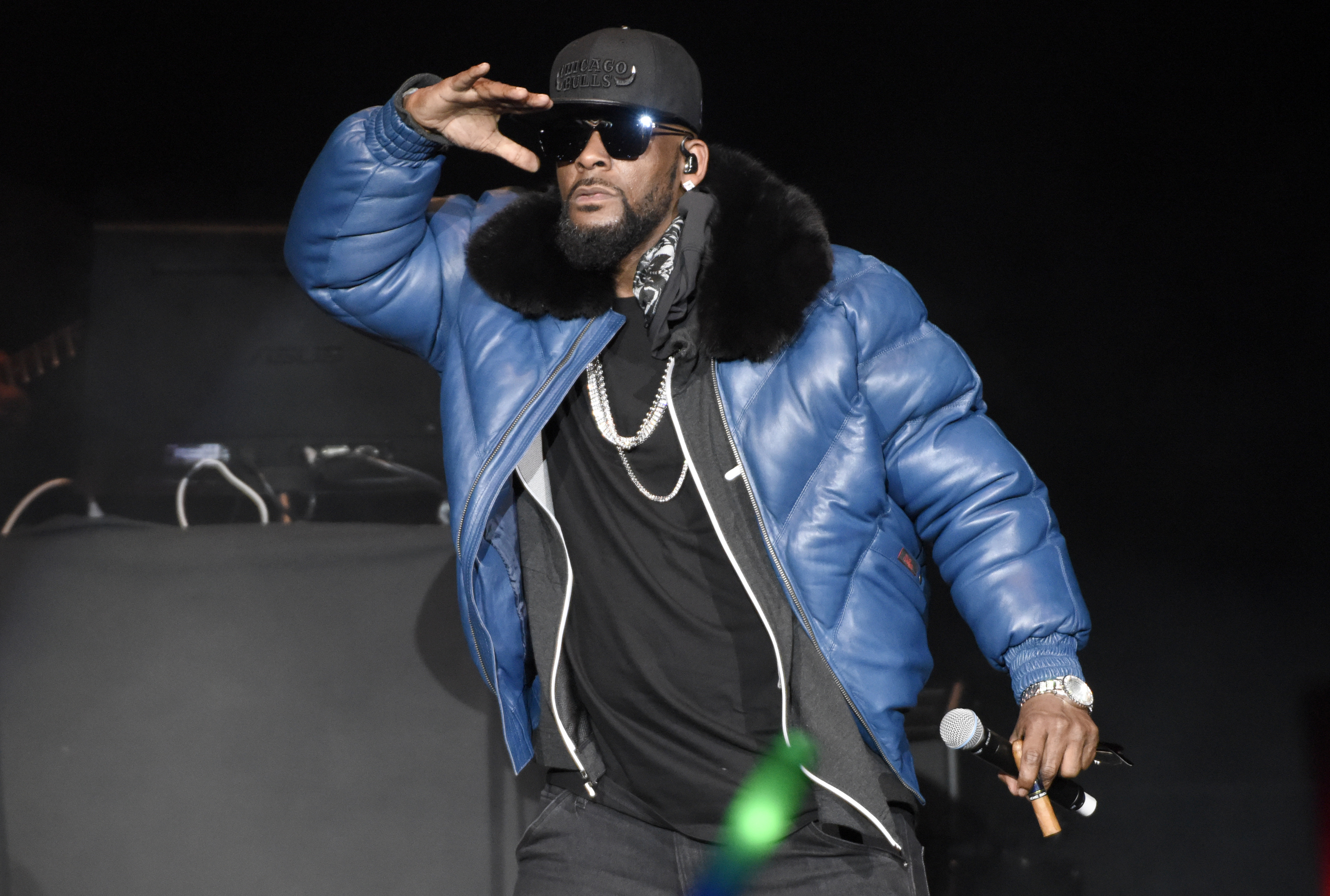 R. Kelly Sings From Prison, Claims He's Written 25 Albums