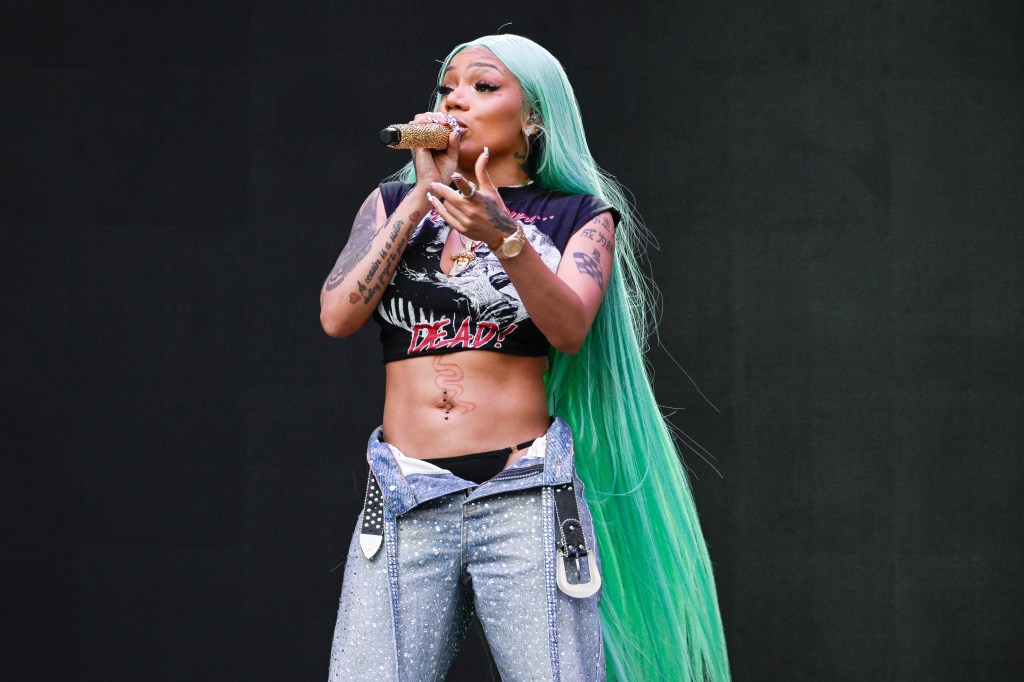 GloRilla’s First Wedding Turns Into A Viral Bridesmaid Moment