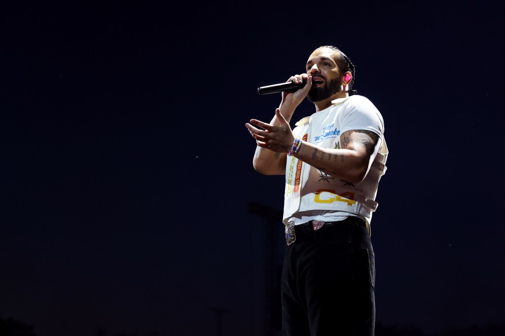 Drake Pushes For Tory Lanez’s Release