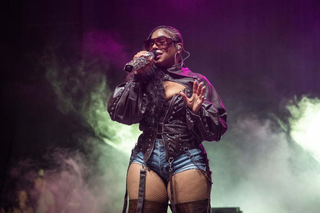 Ashanti Glows In Barbados While Enjoying Beach Day With Baby KK