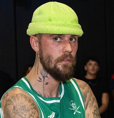 Justin Bieber Says It’s Cheating If You Think Of Another Woman With “Lust”