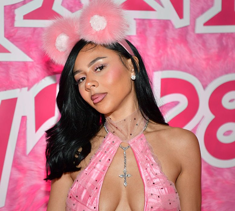 Mariah The Scientist Dedicates “Carter 2 U” To Young Thug At 28th Birthday Bash