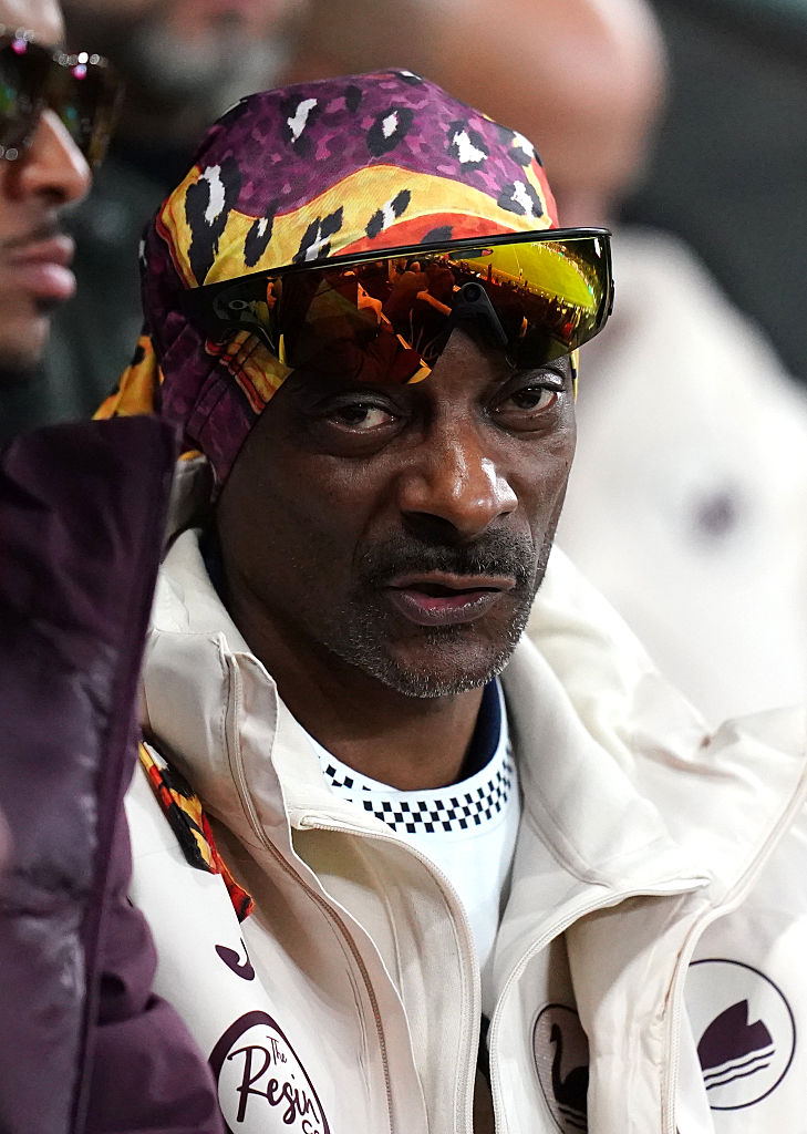 Snoop Dogg Pays Homage To Tupac With New Wine