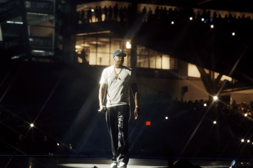 JAŸ-Z Addresses 4-Hour Delay At Yankee Stadium Night 3